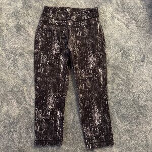 Woman’s athletic leggings- small